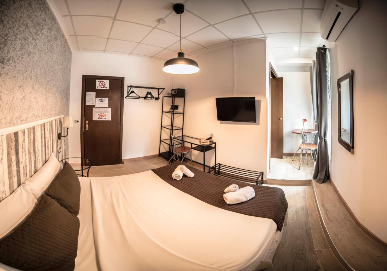 Galleria Frascati Rooms And Apartment Екстер'єр фото