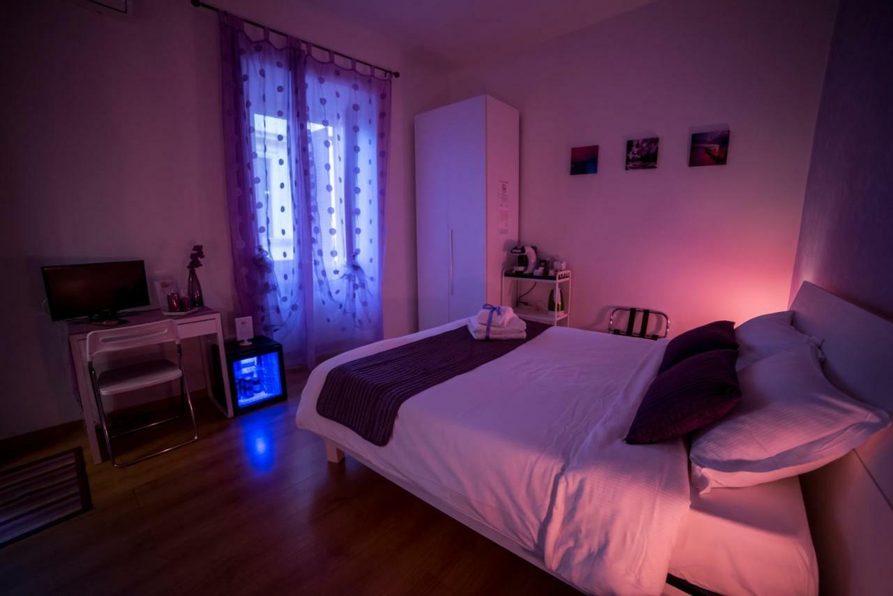 Galleria Frascati Rooms And Apartment Екстер'єр фото