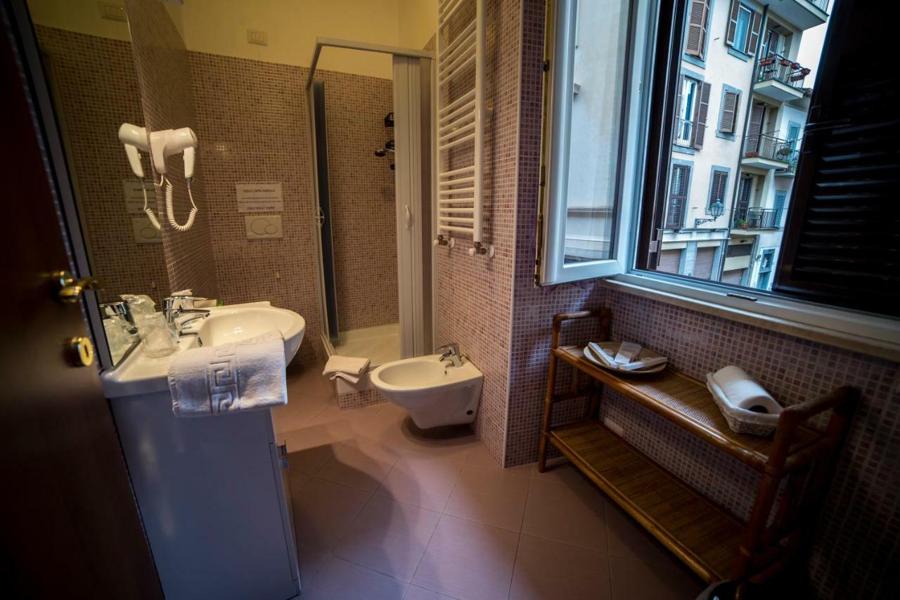 Galleria Frascati Rooms And Apartment Екстер'єр фото